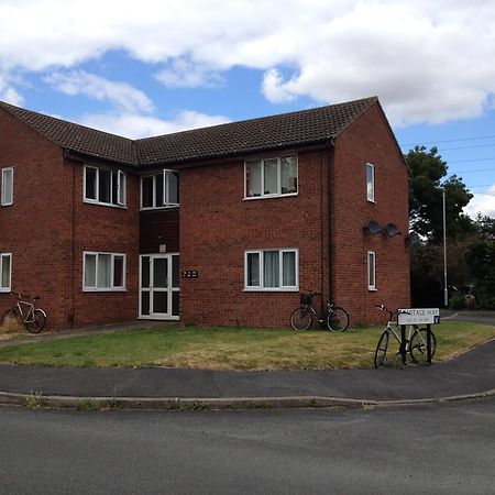 Armitage Way Holiday Apartment - Perfect To Self Isolate CBG エクステリア 写真